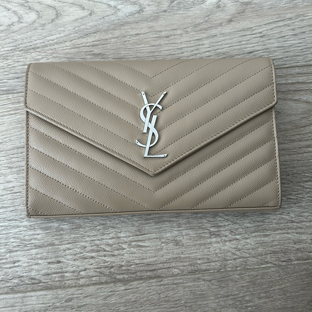 YSL large wallet on chain